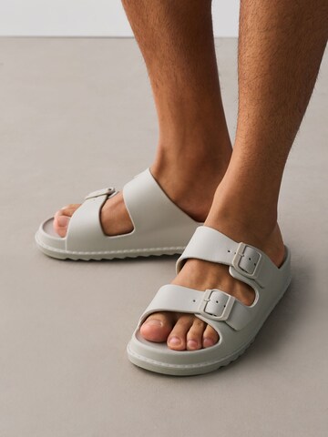 Next Pantolette in Beige