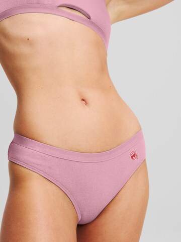 Karl Lagerfeld - Cueca em rosa