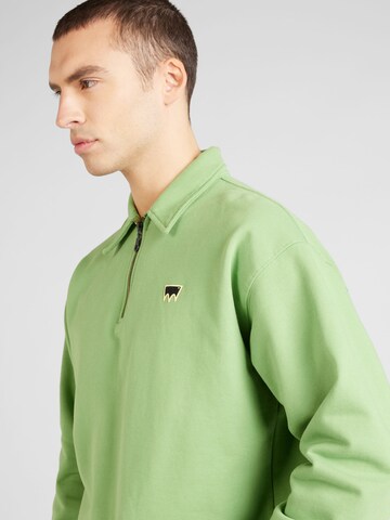 Levi's Skateboarding Sweatshirt 'Skate New Quarter Zip' in Green