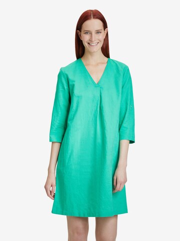 Betty & Co Dress in Green: front