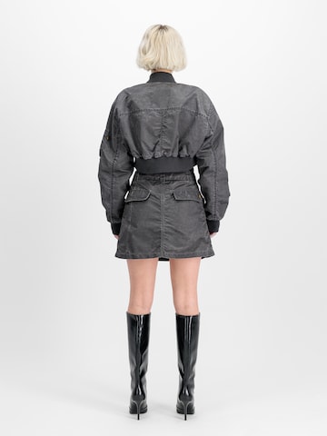 ALPHA INDUSTRIES Rock in Grau
