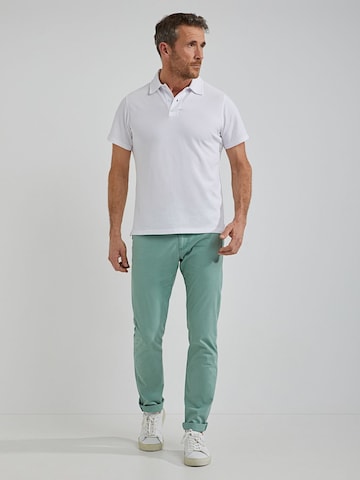 Steppin' out Shirt in White