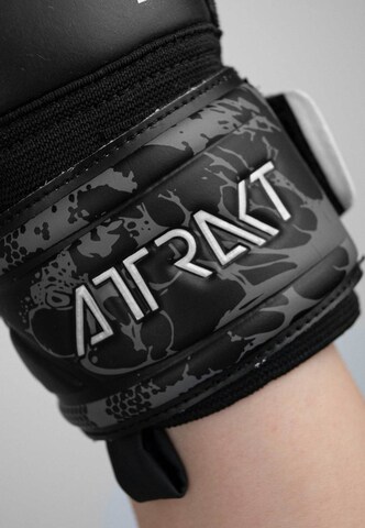 REUSCH Sporthandschoenen 'Attrakt Solid' in Zwart