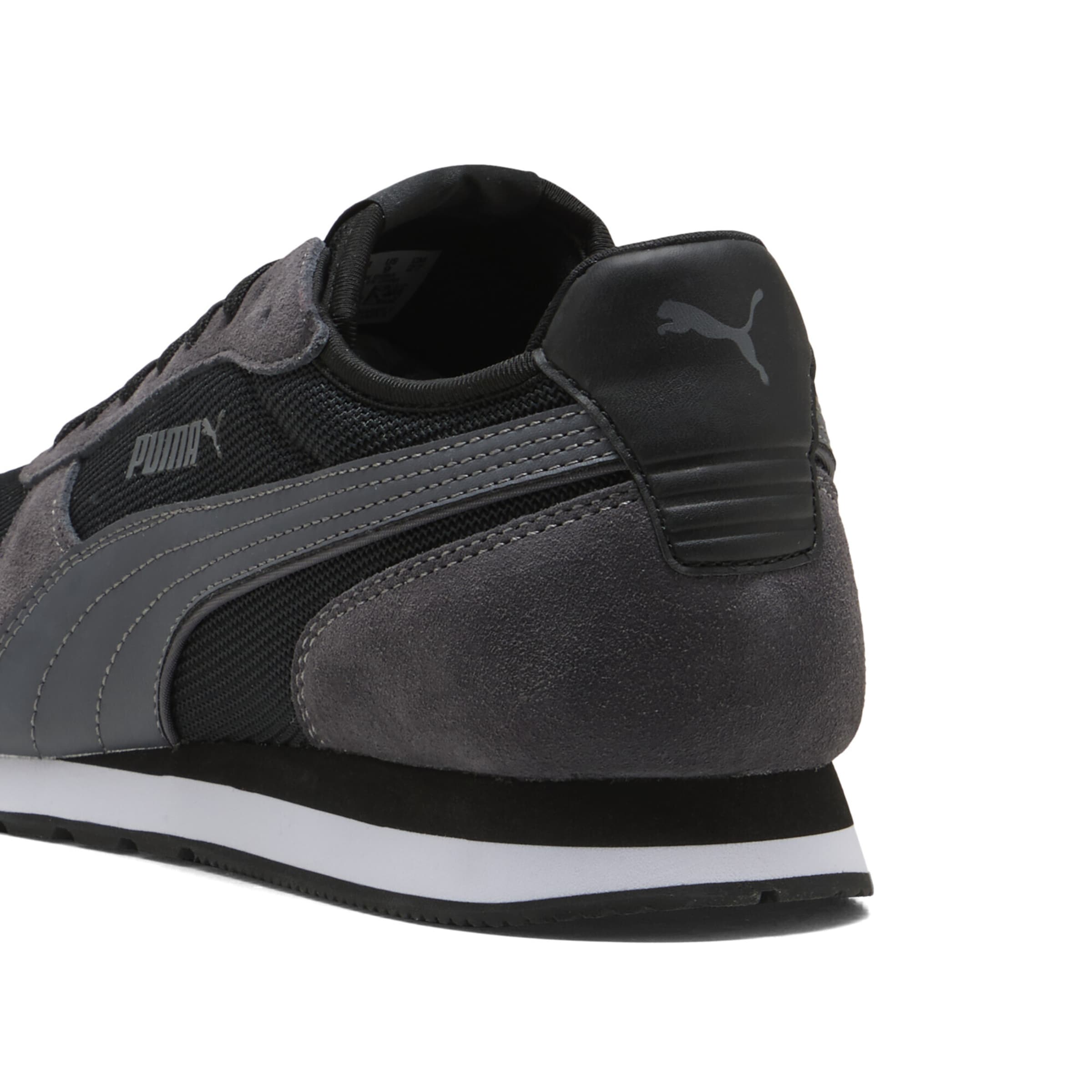 PUMA Platform trainers in Black