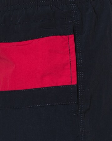 Tommy Hilfiger Underwear Plavecké šortky 'MEDIUM DRAWSTRING' – modrá