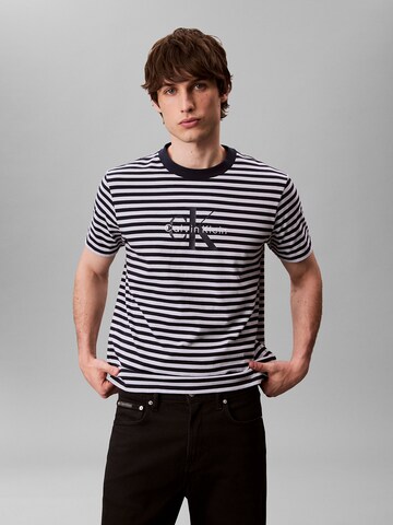 T-Shirt Calvin Klein Jeans en bleu : devant