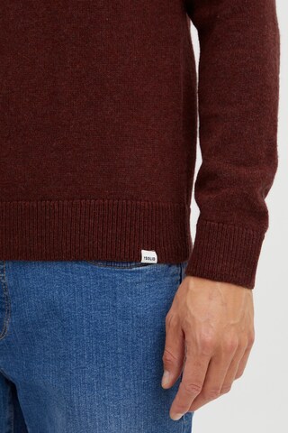 !Solid Pullover in Rot