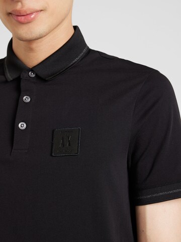 ARMANI EXCHANGE - Camiseta en negro