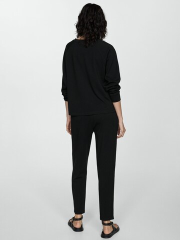 MANGO Sweatshirt i svart
