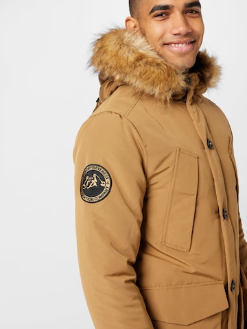 Parka d’hiver 'Everest' Superdry en marron