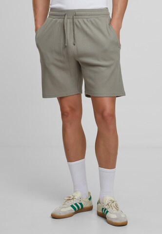 Urban Classics Свободный крой Штаны в Зеленый: спереди