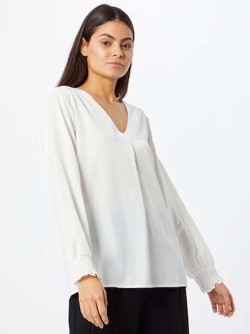 Cream Blus 'Feng' i vit: framsida