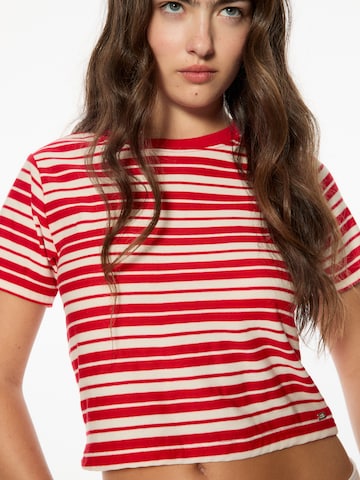Pull&Bear T-Shirt in Rot