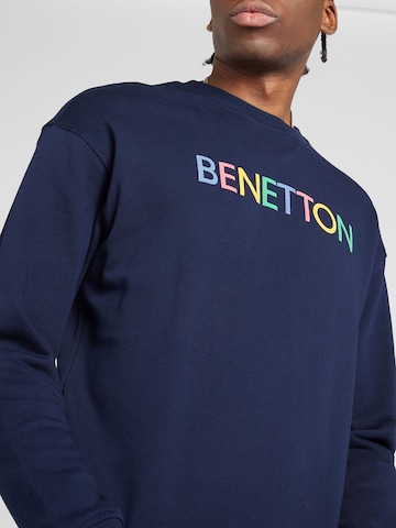 Bluză de molton de la UNITED COLORS OF BENETTON pe albastru