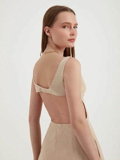 Hiccup Robe en beige, Vue avec produit
