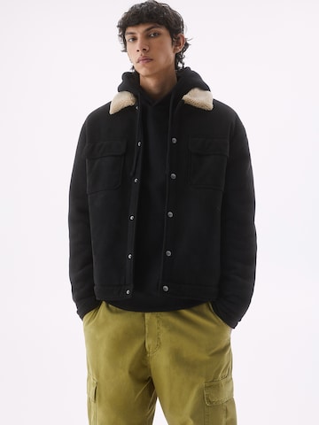 Pull&Bear Between-season jacket in Black: front