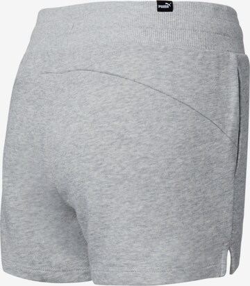 PUMA Regular Shorts in Grau