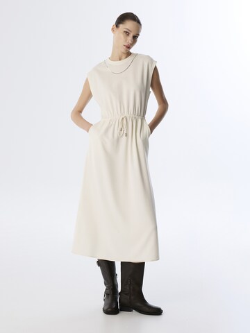 Twist Dress in Beige: front
