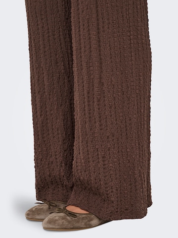 Wide leg Pantaloni 'ONLELLA' de la ONLY pe maro