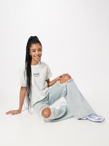 new balance Shirt in White