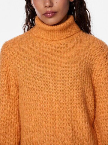 PIECES - Pullover 'FENJA' em laranja