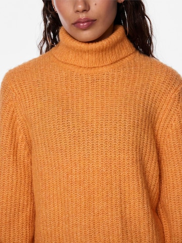 PIECES Sweater 'FENJA' in Orange