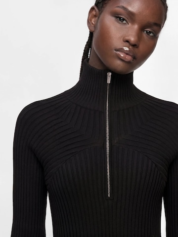 KARL LAGERFELD JEANS Рокля в черно