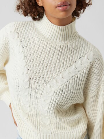 VERO MODA Sweater in Beige