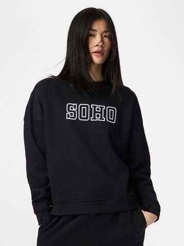Sweat-shirt 'PCRISSO' PIECES en noir : devant