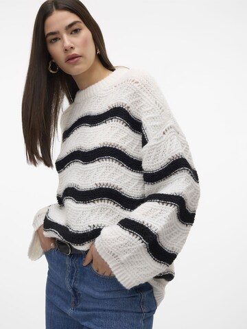 Pull-over 'CHOKO' VERO MODA en beige