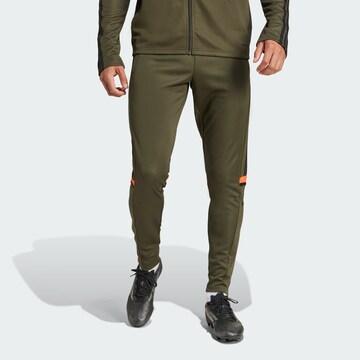 ADIDAS PERFORMANCE - Tapered Pantalón deportivo 'Squadra 25' en verde: frente
