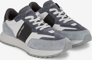 Calvin Klein Låg sneaker i grå