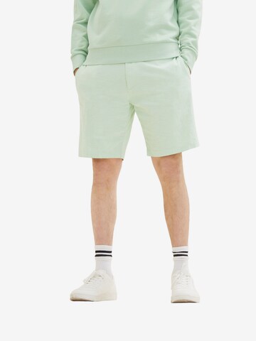 TOM TAILOR DENIM - regular Pantalón en verde: frente