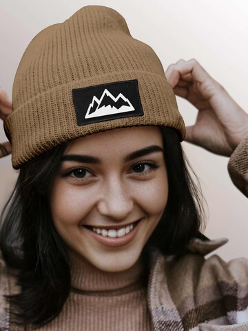 Neverless Beanie 'Mountain' in Brown: front