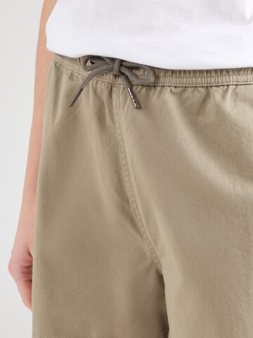 Iriedaily Regular Trousers 'Isie' in Green