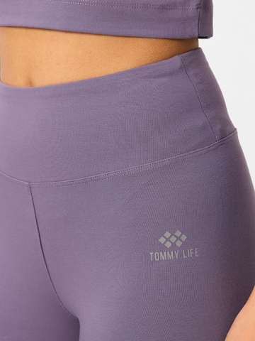 Completo per l'allenamento 'Aktive Sets' di Tommy Life in lilla