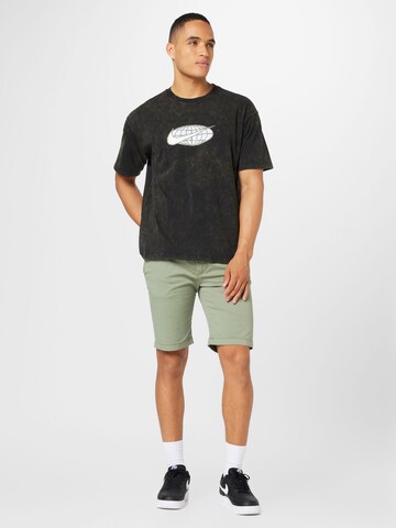 Pepe Jeans - Slimfit Calças chino 'MC QUEEN' em verde