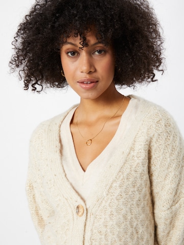 VERO MODA Gebreid vest 'VMELINORA' in Beige