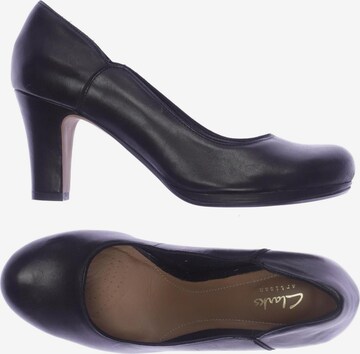 CLARKS Pumps 39 in Schwarz: predná strana