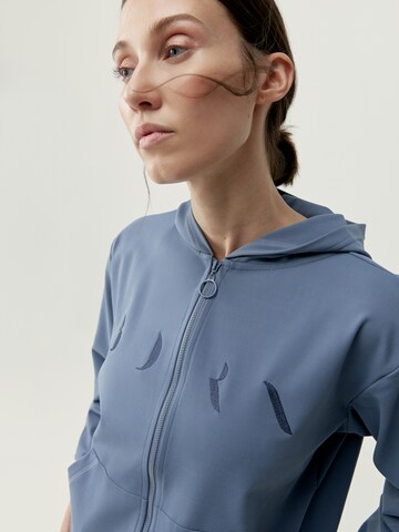 Born Living Yoga Athletic Zip-Up Hoodie 'Abbie' in Blue