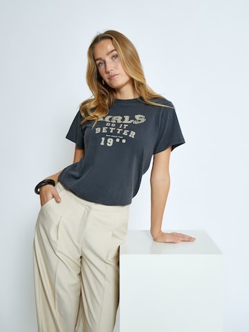 DESIRES Shirts 'Elise' i grå