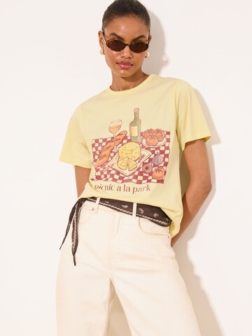 Lipsy Shirt in Yellow