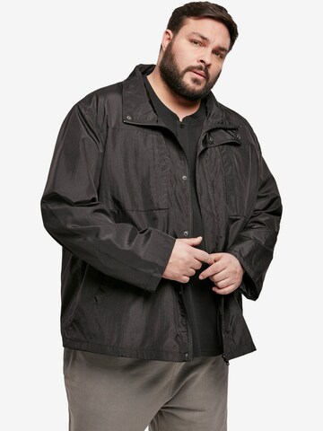 Urban Classics Between-season jacket in Black: front