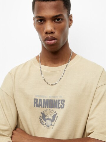 Pull&Bear T-Shirt in Beige