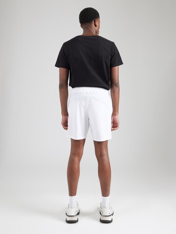 regular Pantaloni sportivi di EA7 Emporio Armani in bianco