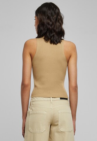 Top in maglia di Urban Classics in beige