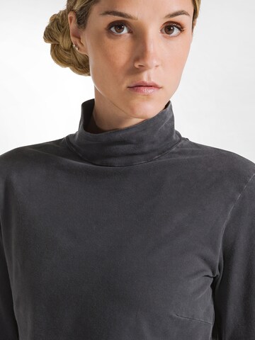 DEHA Shirt in Zwart