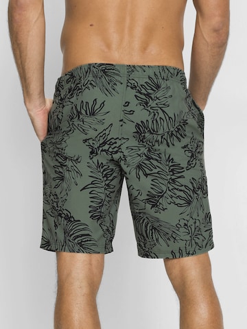 bonprix Zwemshorts in Groen