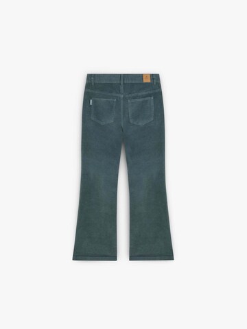 Scalpers Flared Trousers in Green