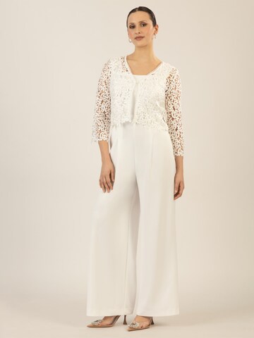 APART Jumpsuit in White: front